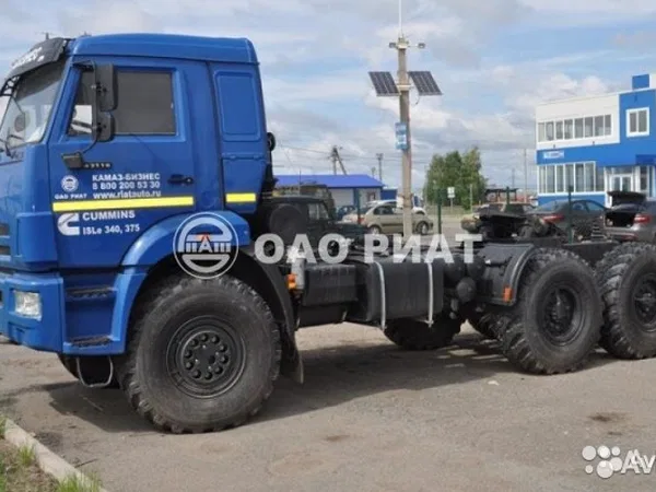 Седельный тягач КамАЗ 44108