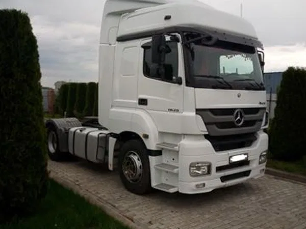 Седельный тягач Mercedes-Benz Axor 1835 LS