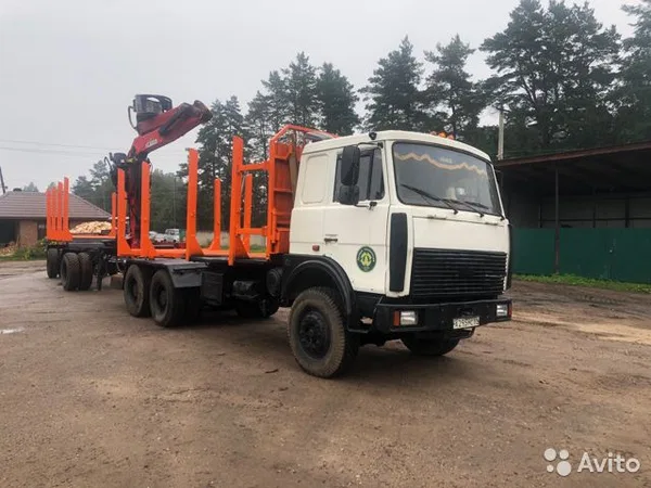 Сортиментовоз МАЗ 6303А8 + прицеп МАЗ 837810