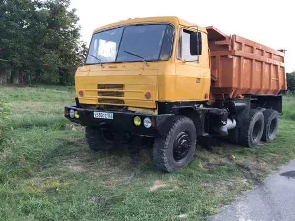 Самосвал Tatra 815