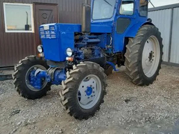 Трактор ЛТЗ Т-40ам
