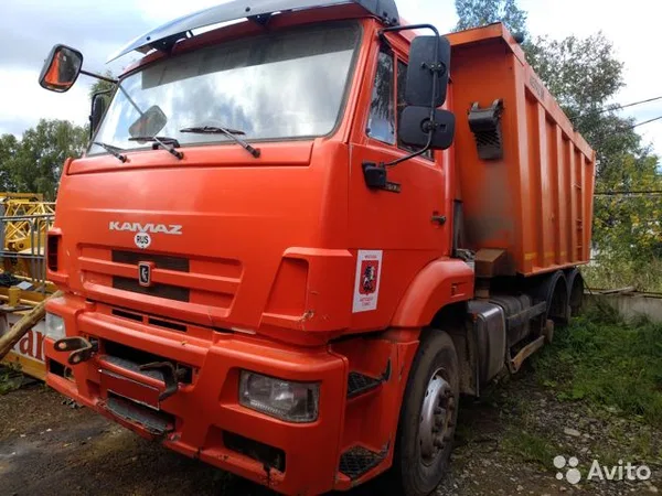 Самосвал КамАЗ 6520-43
