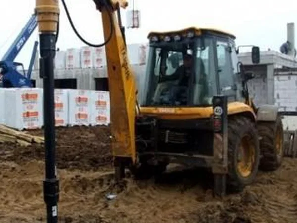 Мобильная буровая установка Terex 870 на базе JCB-4CX