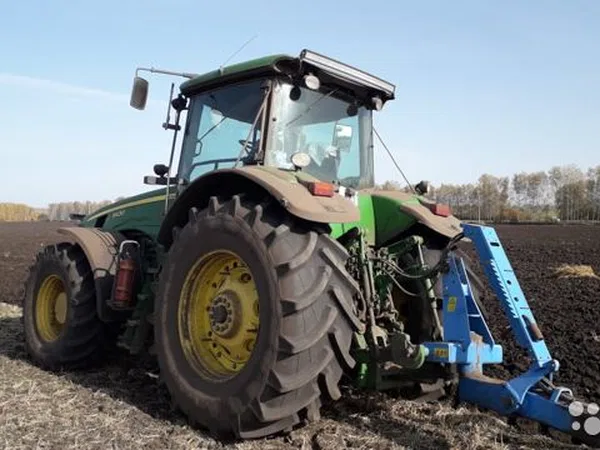 Трактор John Deere 8430