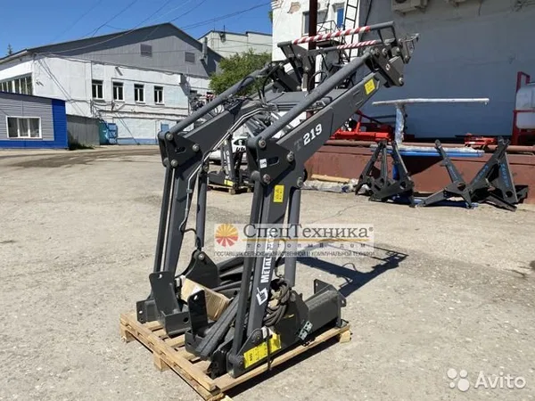 Навесной погрузчик (КУН) Metal-Fach T-219