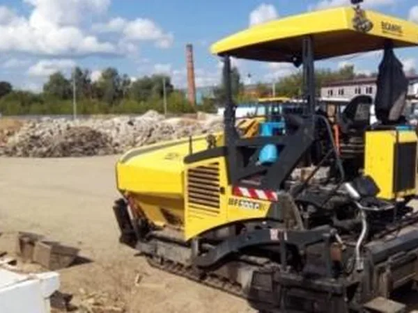 Асфальтоукладчик bomag bf 300 c