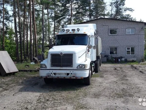 Седельный тягач International 9400I