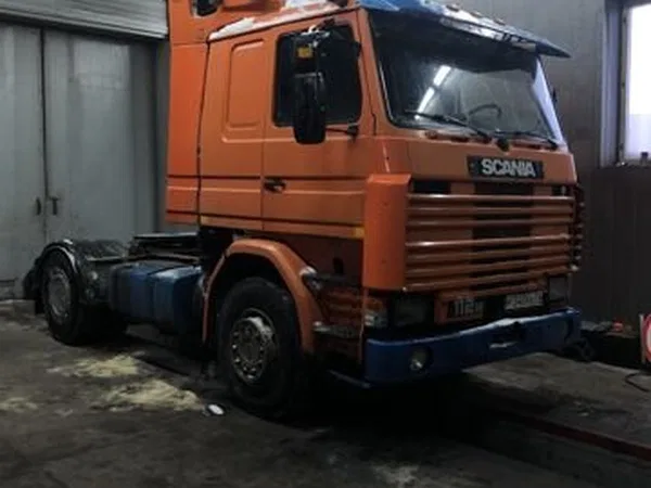 Седельный тягач Scania 112M