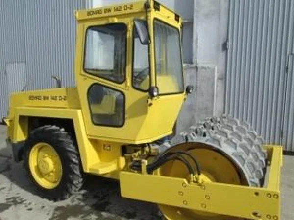 Грунтовый каток Bomag BW142 D-2