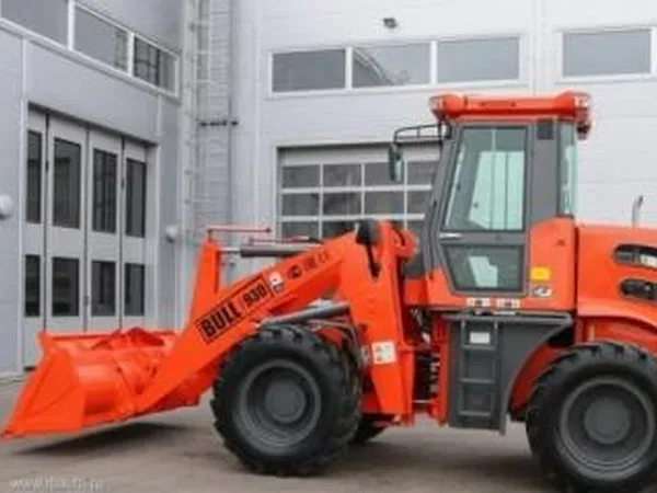 Фронтальный погрузчик Bull SL930