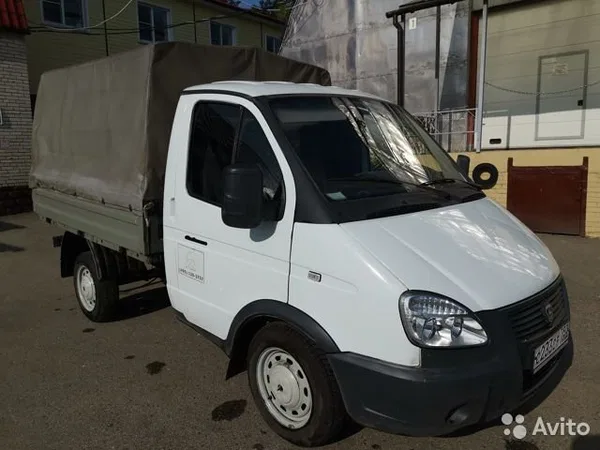 Тентованный автомобиль ГАЗ 2310 Соболь