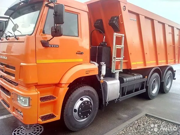 Самосвал КамАЗ 6520