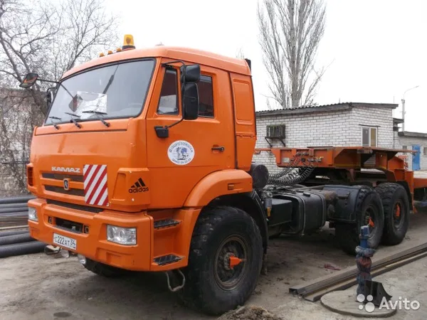 Седельный тягач Камаз 44108