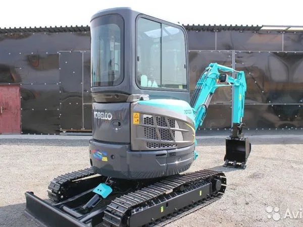 Мини-экскаватор Kobelco SK27UR