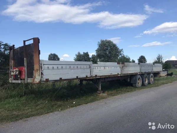 Бортовой полуприцеп Pacton