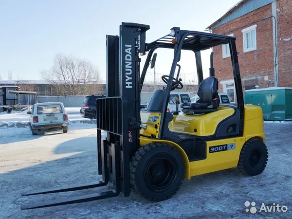 Вилочный погрузчик Hyundai 30DT-7