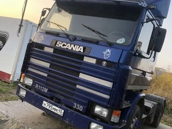 Седельный тягач Scania R 112 M