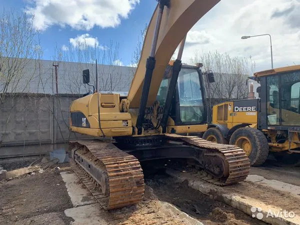Гусеничный экскаватор Caterpillar 325 D
