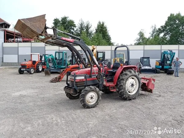 Мини-трактор Mitsubishi MT400