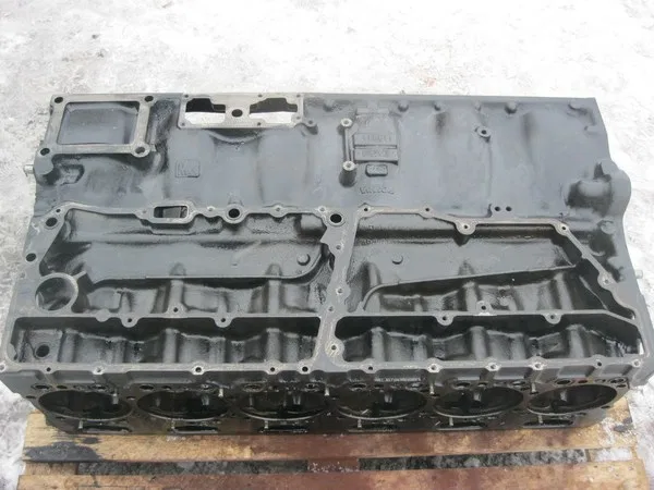 Блок цилиндров Скания D13