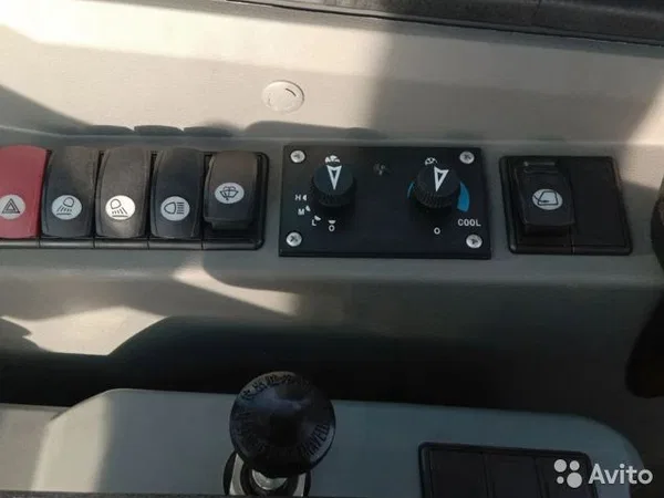 Фронтальный погрузчик XCMG ZL50GV