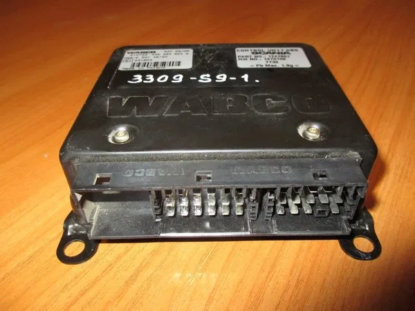 Электронный блок управления ECU ABS  ( E37 ABS 4S/4M )