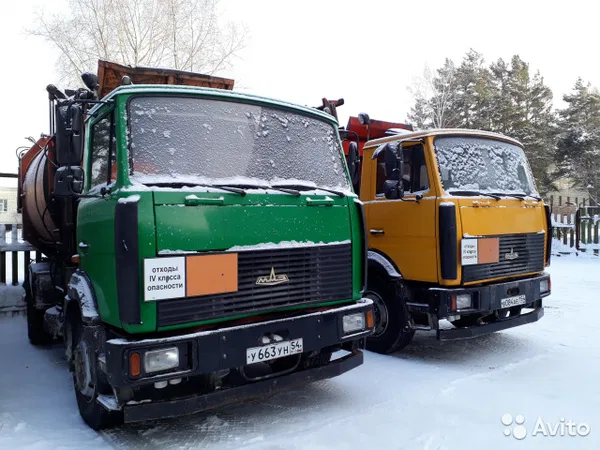 Мусоровоз Коммаш Мценск КО-449-34 на шасси МАЗ 533731