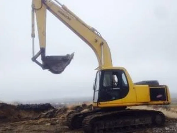 Гусеничный экскаватор Komatsu
