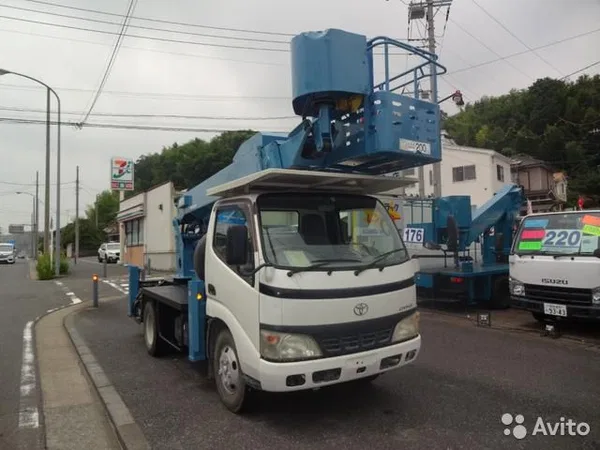Автовышка Toyota Dyna 12 метров