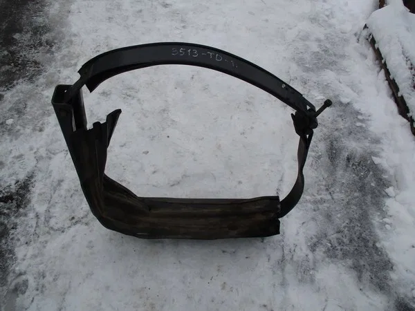 Кронштейн топливного бака 600-700л в сборе A=76 mm B=100 mm C=625.5 mm D=675 mm
