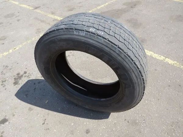 Шина грузовая 295/60/22,5 (задняя ось)
