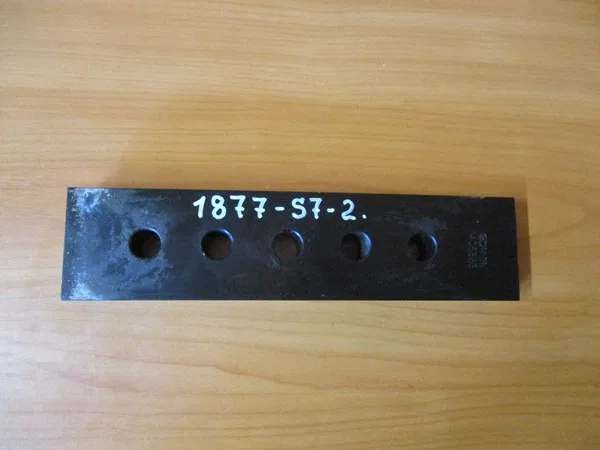 Дистанционный элементTH=30mm A=60mm B=76mm.
