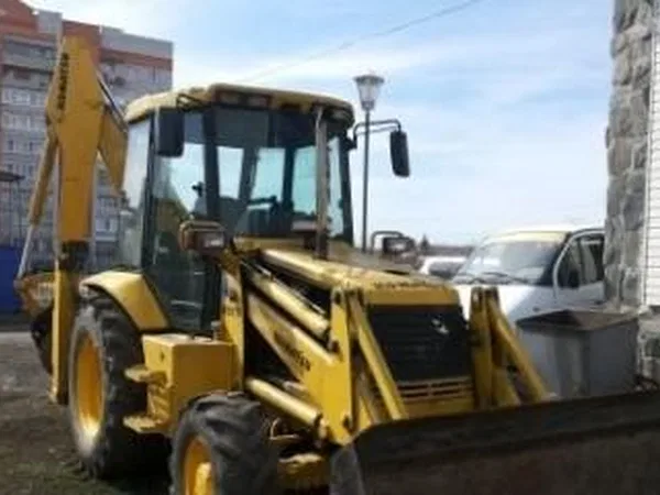 Экскаватор-погрузчик Komatsu WB 97