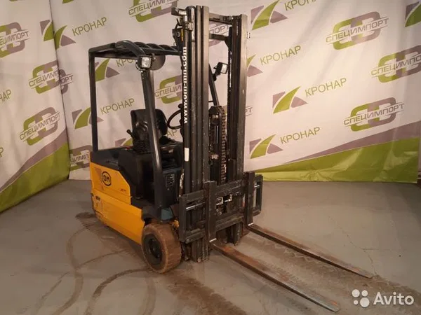 Вилочный электропогрузчик OM XE15 3 AC