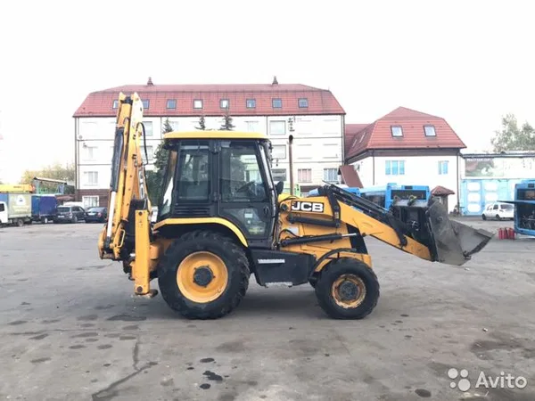 Экскаватор-погрузчик JCB 3CX