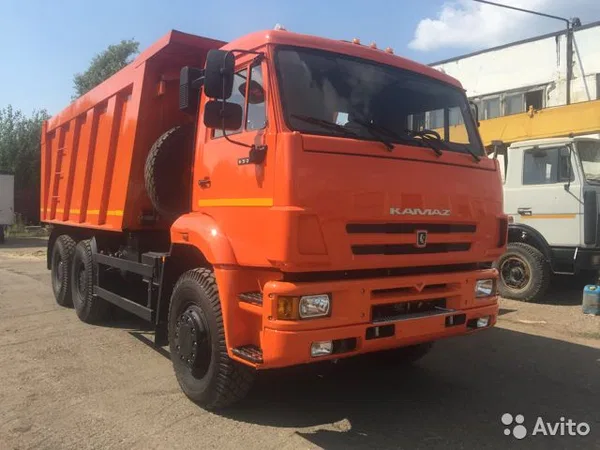 Самосвал КамАЗ 6520