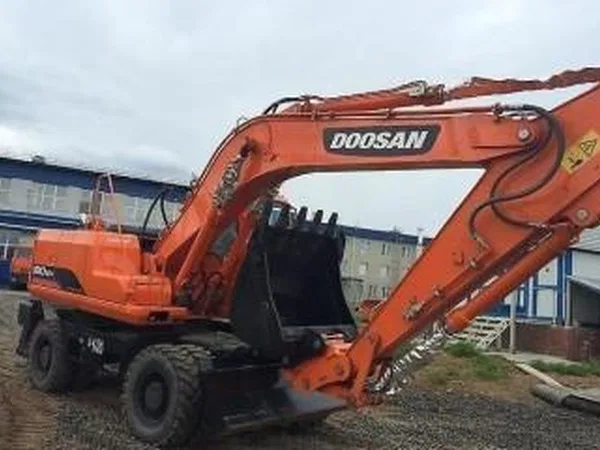 Колесный экскаватор Doosan S180W-V