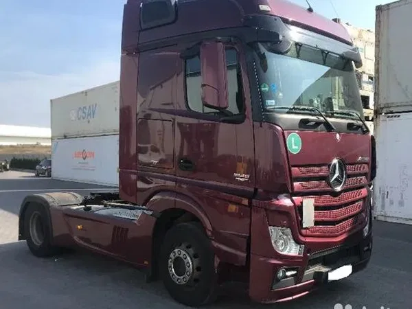 Седельный тягач Mercedes-Benz Actros 2545