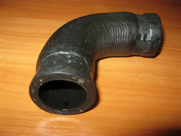 Шланг бачка ГУРа