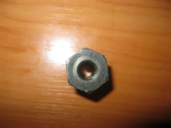 Полый болт M16*28