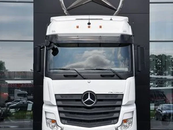Седельный тягач Mercedes-Benz 2042 LS