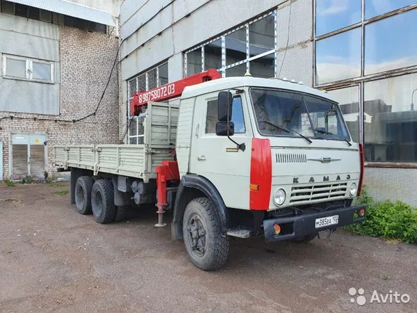 Бортовой грузовик с КМУ КамАЗ