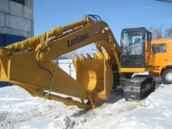 Гусеничный экскаватор LiuGong CLG 920 D