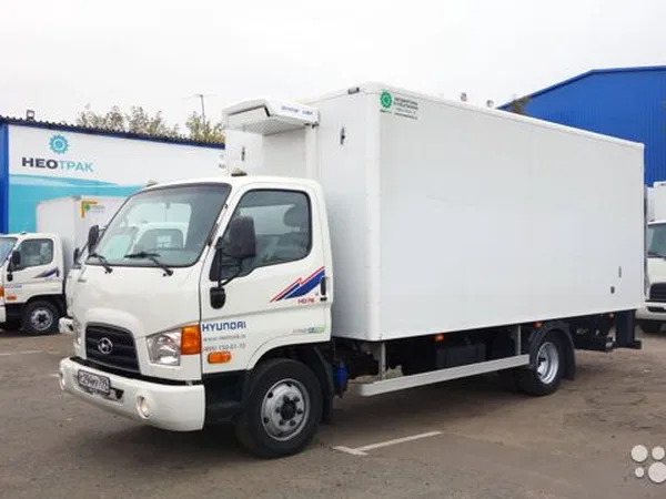 Рефрижераторный фургон Hyundai HD78 с гидробортом