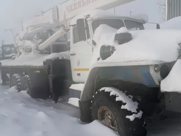 Автокран Челябинец 25 тн. на шасси УРАЛ 6х6