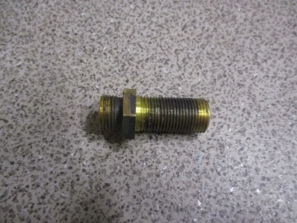 Проходной штуцер d=12x53