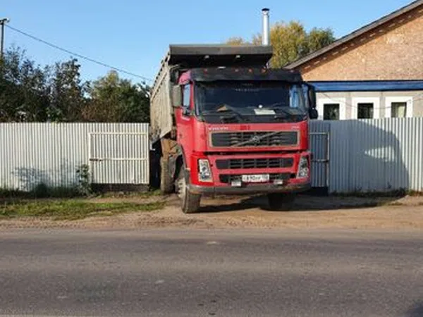 Самосвал Volvo