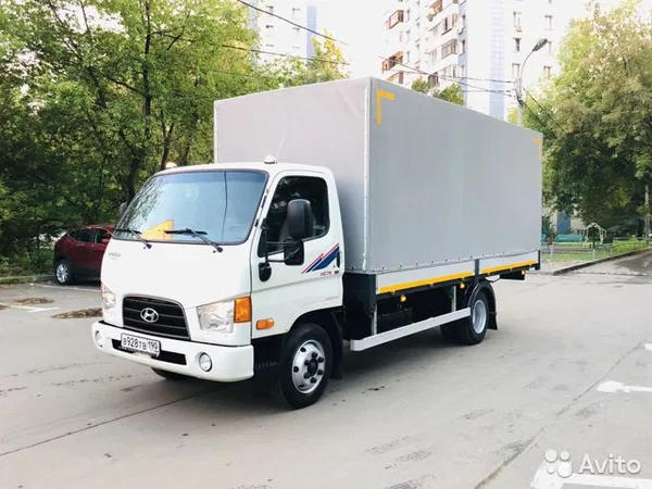Тентованный автомобиль Hyundai HD78