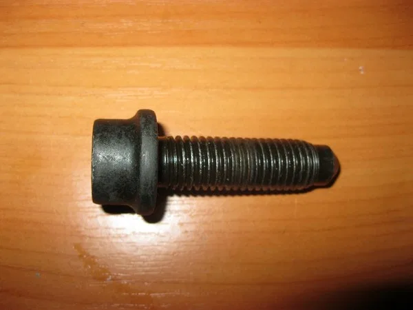 Болт крепление бугеля M14*50 2.0
