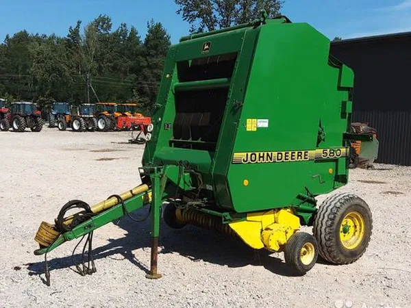 Пресс-подборщик John Deere 580